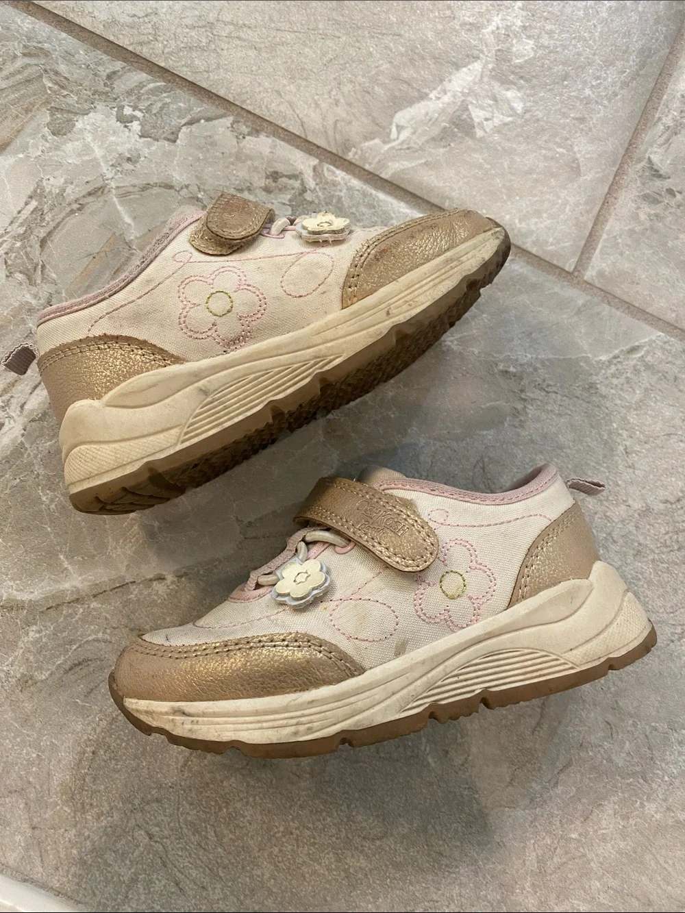 Oshkosh B’Gosh Flower Accent Sneakers
